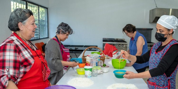 Invita DIF Michoacán a participar en talleres artísticos y culturales del CEAC