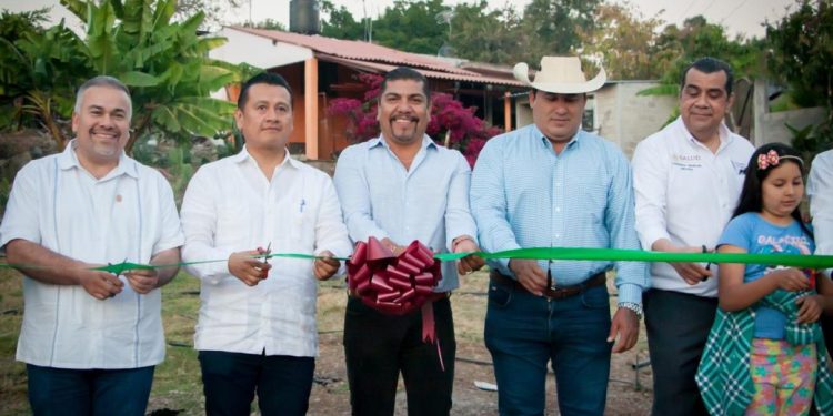 Con la entrega de obras ayuntamiento de Juárez responde a las comunidades