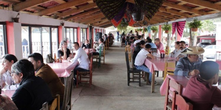 Exitosa 1a Feria Gastronómica de Umécuaro