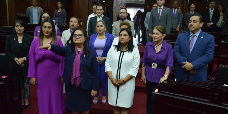 Congreso reelige a Dora Elia Herrejón Saucedo como Magistrada del STJE