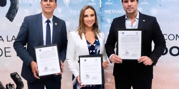 Firman FGE y Movimiento Viva México, convenio de colaboración para erradicar la trata infantil