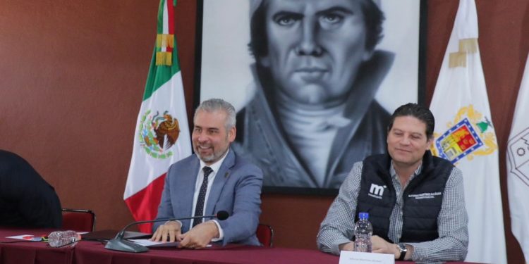 Propone Bedolla reglamentar seguridad en bares y antros con la Policía Auxiliar