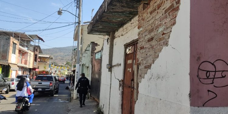 Atiende PC estatal afectaciones tras sismo en Peribán