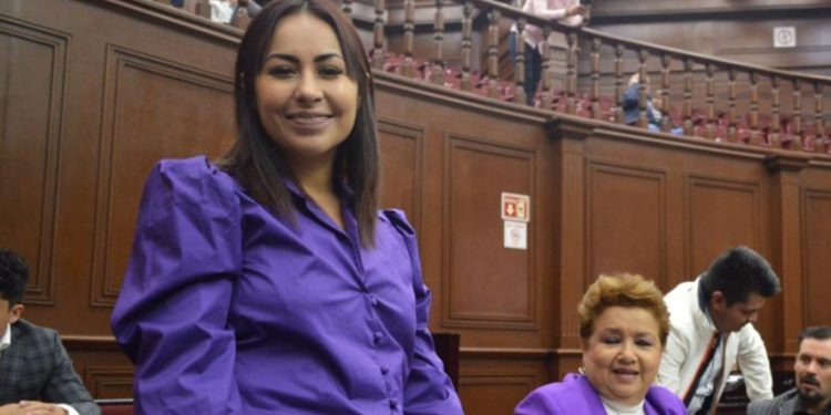Necesario se implementen obras y acciones concretas para el desarrollo de los municipios: Gloria Tapia