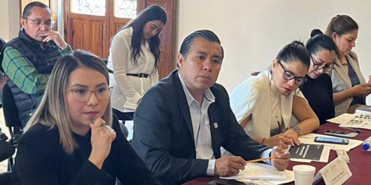 Presenta Coespo estadísticas de embarazo adolescente