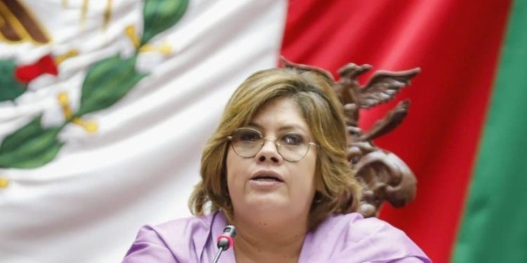 Congreso defiende y garantiza derechos de las mujeres michoacanas: Julieta García