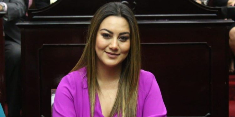 Condiciones de igualdad en lo laboral, aún pendientes para las mujeres: Mónica Valdez