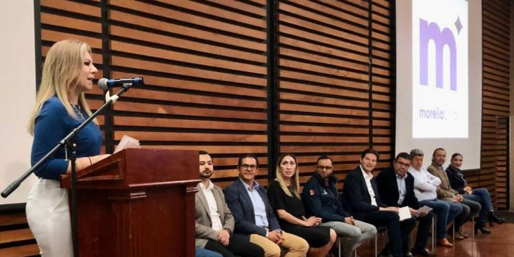 Alfonso Martínez apoya a emprendedores morelianos con evento Demo Day