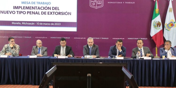 Gobierno de Michoacán e instancias de seguridad y justicia coordinan agenda contra la extorsión