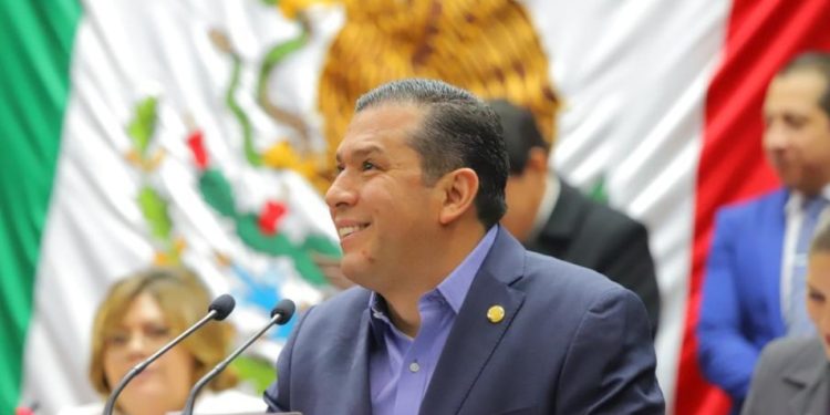 Juan Carlos Barragán logra reforma para el cuidado del agua