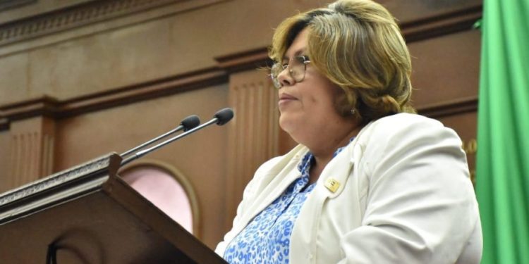 Celebra Julieta García avance para iniciar construcción de 3 nuevos hospitales del IMSS en Michoacán