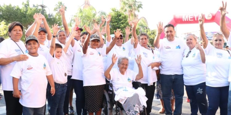 Fomentan el deporte durante el Día Internacional del Agua.