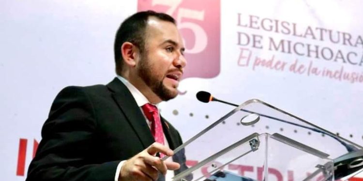 Michoacán tiene todo para ser protagonista del cambio y la innovación en infraestructura: Reyes Galindo