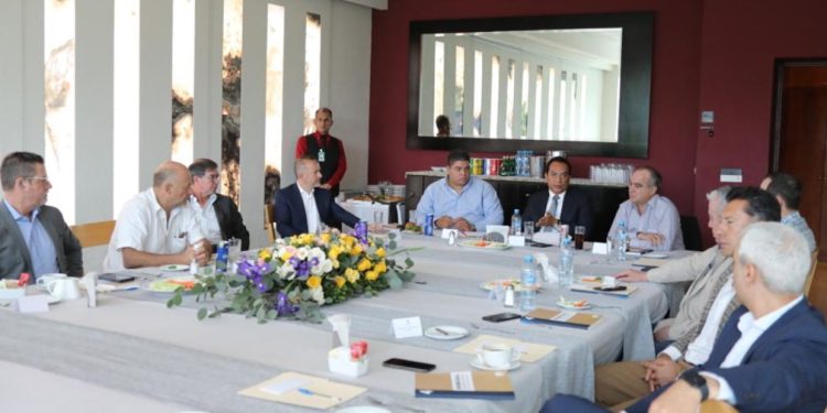 Propone Adrián López Solís, trabajar en áreas de oportunidad entre FGE y sectores productivos