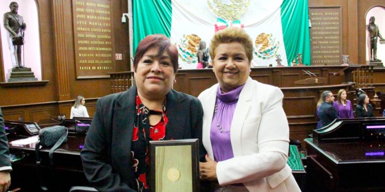 La diputada local Guillermina Ríos Torres destaca el trabajo de las mujeres michoacanas