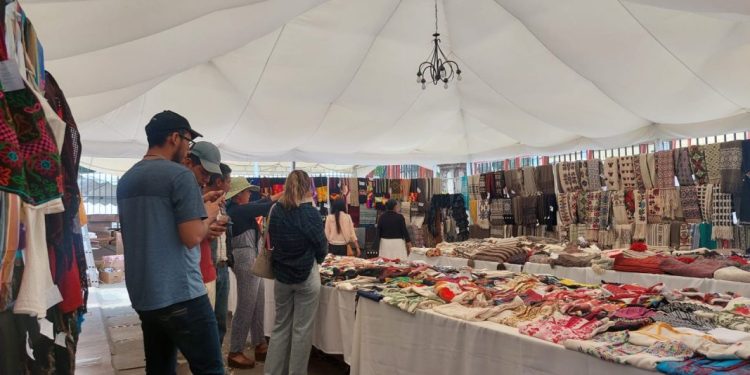 Creció 26% la venta del LXII Concurso Estatal de Artesanías de Uruapan