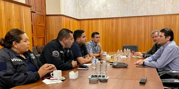 Encabeza Alfonso Martínez reunión de evaluación con Policía Morelia y Protección Civil