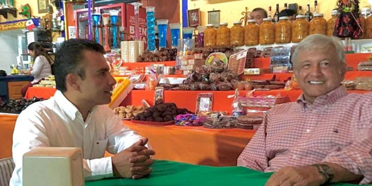 Asistiría López Obrador al Congreso de Michoacán a recibir la Condecoración Melchor Ocampo