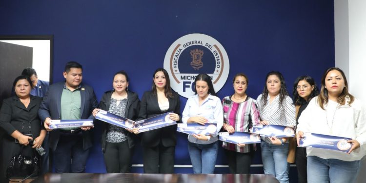 Coordina FGE acciones con autoridades municipales para la atención a delitos contra la mujer