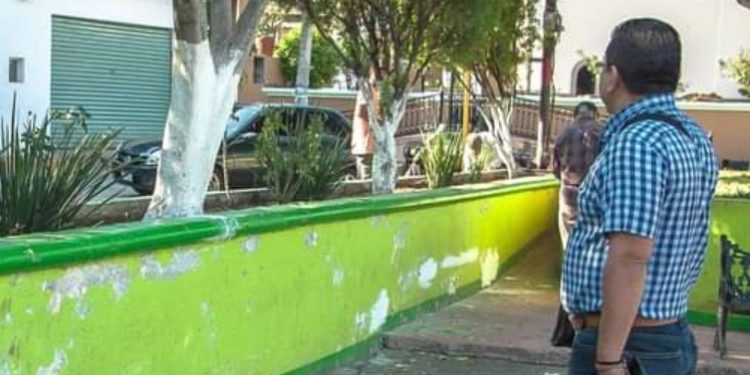 Gobierno del municipio de Juárez mantiene acciones de conservación en Plaza Cívica