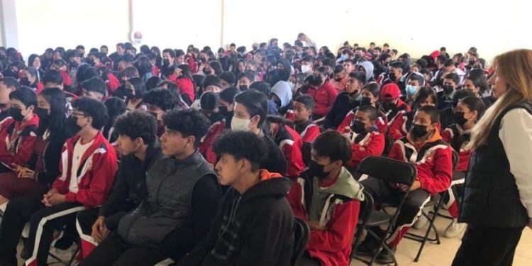 Arranca FGE jornadas de charlas para prevención de adicciones