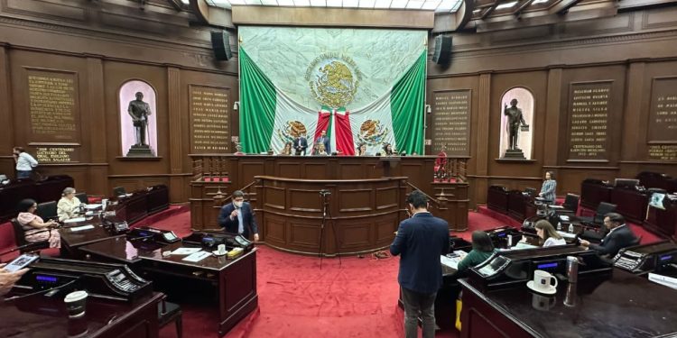 Llama 75 Legislatura a dignificar corporaciones de bomberos voluntarios