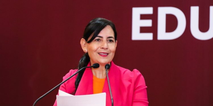 Avanza Michoacán en educación, destaca SEE