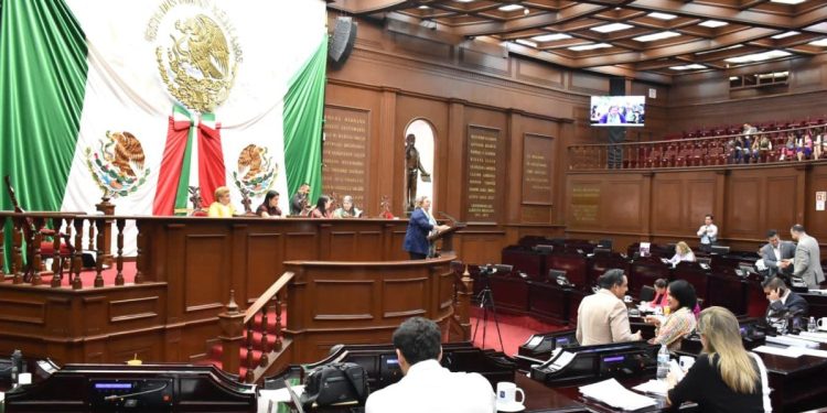 Congreso de Michoacán solicitará al federal mayor protección a las especies en peligro de extinción