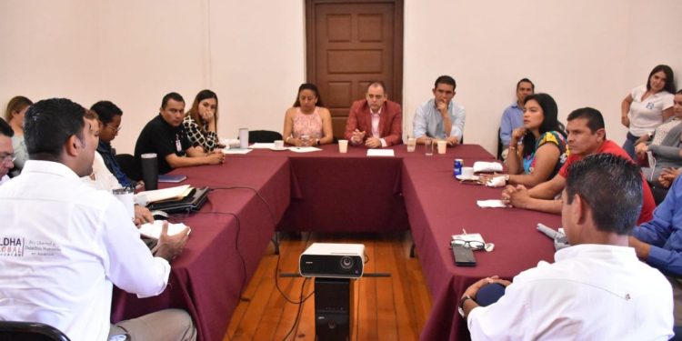 Conductores de plataformas digitales piden respaldo legislativo para regular su servicio