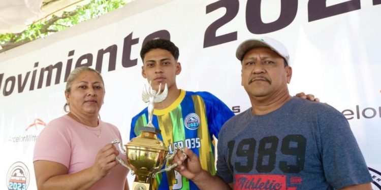 Destacan estudiantes del Conalep en torneo de fútbol Juventud en Movimiento