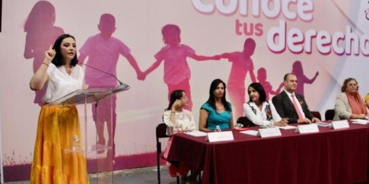 Supervisa Lupita Díaz Chagolla, dos obras correspondientes a la glosa del 1er Informe de Gobierno