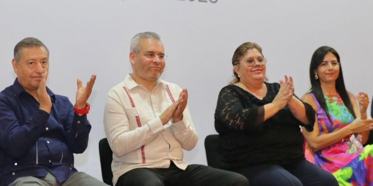 Gobierno de Michoacán e ISSSTE brindarán atención a docentes pensionados a partir del 15 de mayo