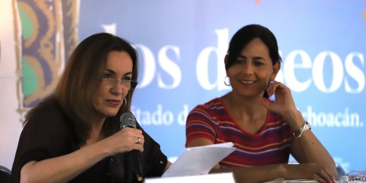 SEE lleva diálogo y lectura a mil personas en feria literaria