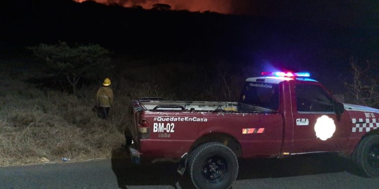 En coordinación PC Tarímbaro por incendio en Cañada de la Magdalena