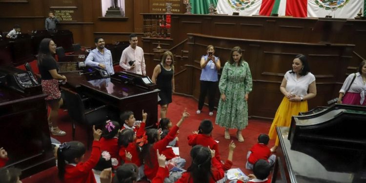 Desde el Parlamento Infantil Incluyente 2023, se legislará en favor de la niñez michoacana: Adriana Hernández