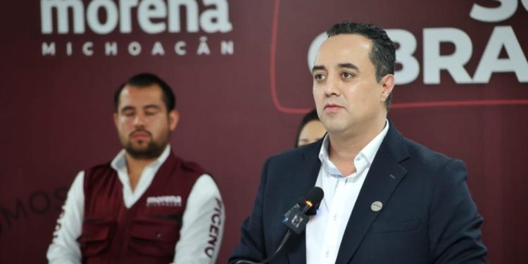 Histórico apoyo a docentes en administración bedollista: Celis