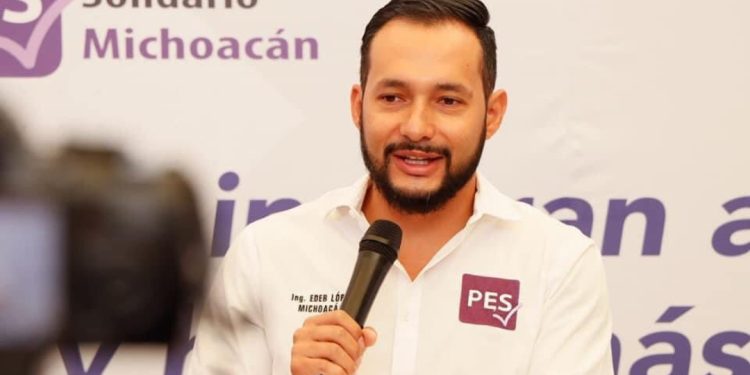 Los maestros son pieza clave para el desarrollo de Michoacán: PES