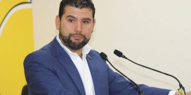 Exhorta Octavio Ocampo al gobierno federal agilizar la federalización educativa