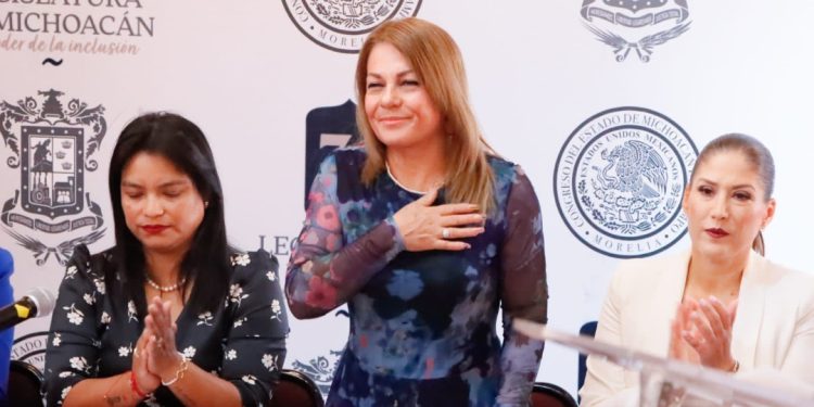 Insiste PES en atender a los Adultos Mayores de forma especializada