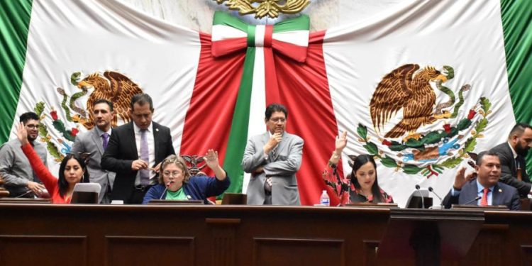 75 Legislatura autoriza a Queréndaro la contratación de crédito financiero