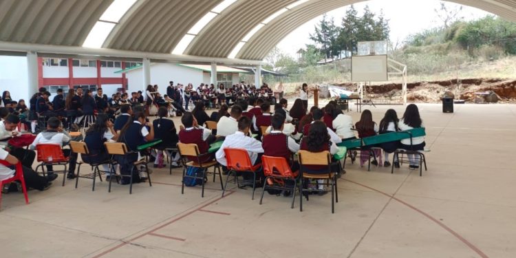 Imparte SSP conferencia de prevención a alumnos de Morelia