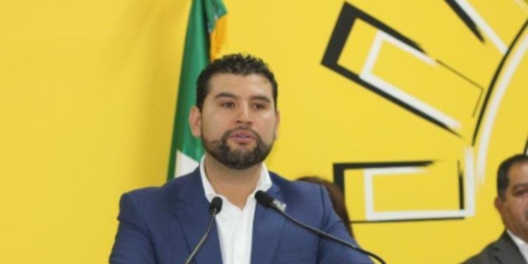 Condena Octavio Ocampo ataques a la Suprema Corte