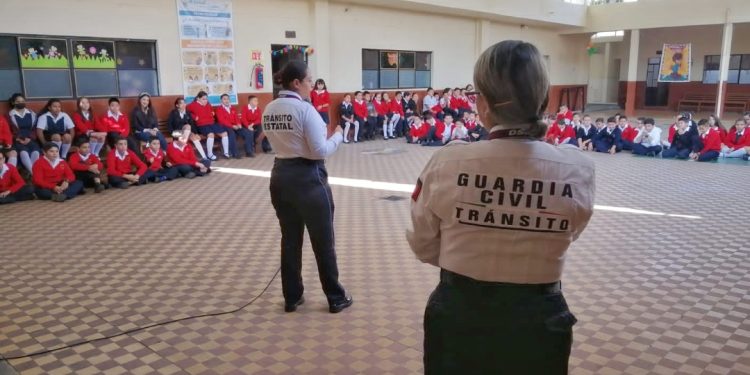Tránsito y Movilidad beneficia a más de 500 personas, con talleres en Zamora y Churintzio: SSP