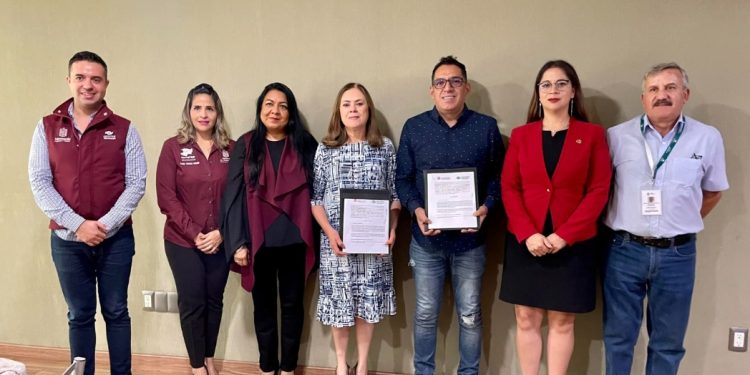 Conalep Michoacán y AHMEMAC firman convenio para impulsar Educación Dual