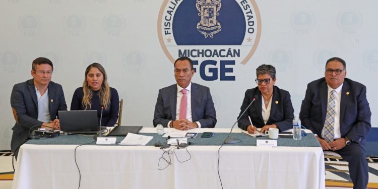 Avanza FGE en investigación por incendio en Mercado Independencia: Adrián López Solís