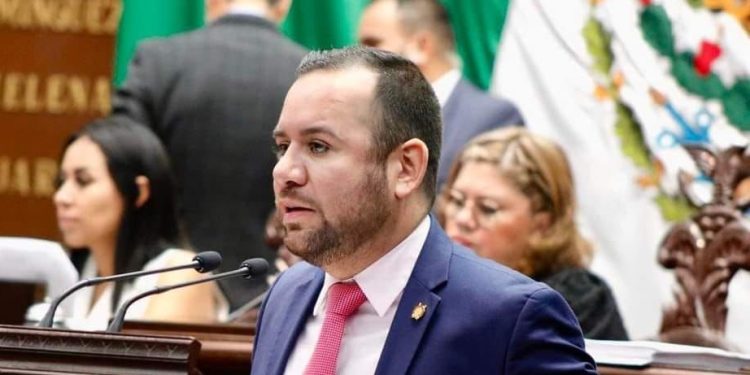 Propone Reyes Galindo crear la Comisión de Diversidad en Congreso de Michoacán