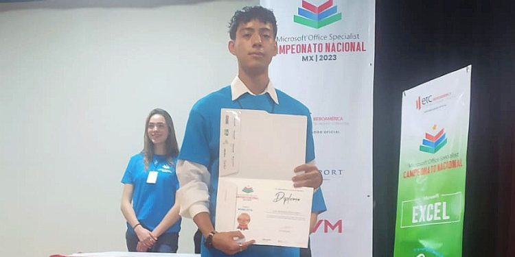 Alumno del Conalep gana tercer lugar en Campeonato Microsoft Office Specialist