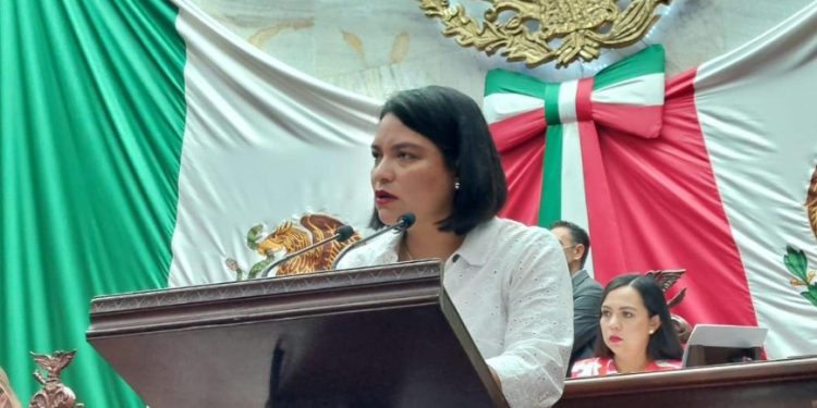 Presenta Erendira Isauro nuevas reformas en materia de feminicidio