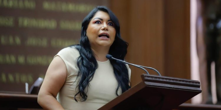 Presenta Brenda Fraga «Ley Monzón» para aplicar en Michoacán