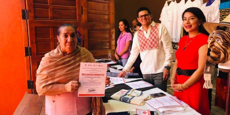 Premian a sector artesanal de la Meseta Purépecha